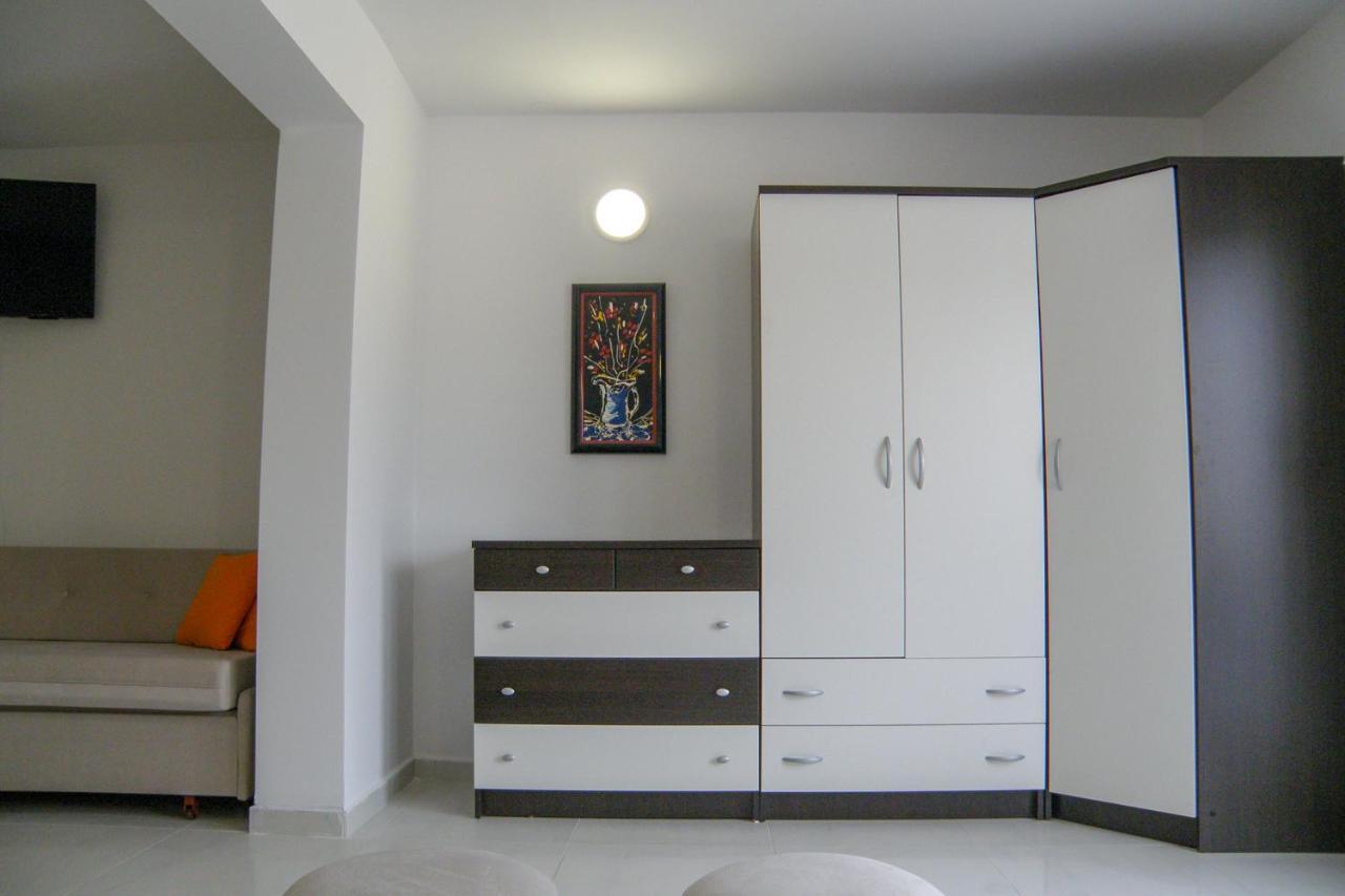 Lada Apartmani Novalja Zewnętrze zdjęcie