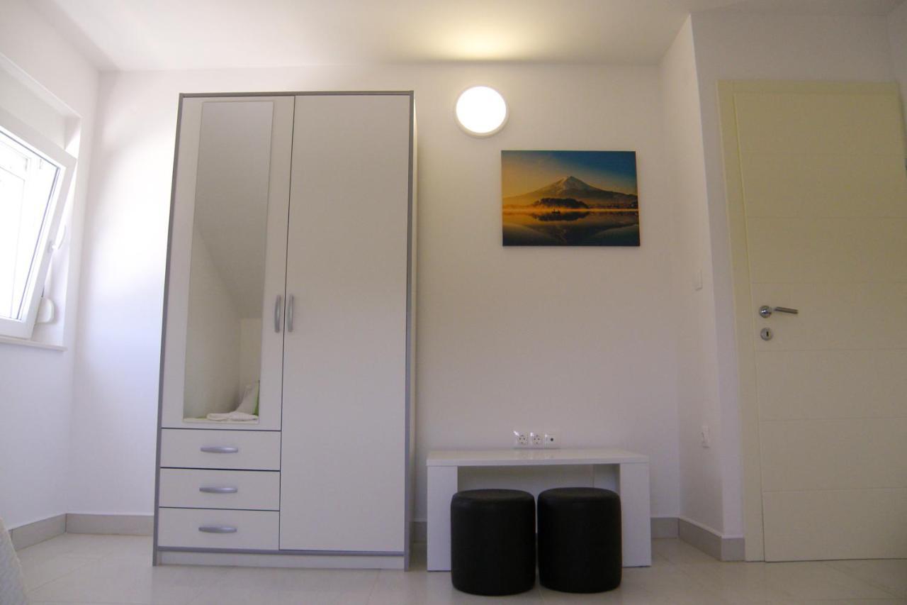 Lada Apartmani Novalja Zewnętrze zdjęcie