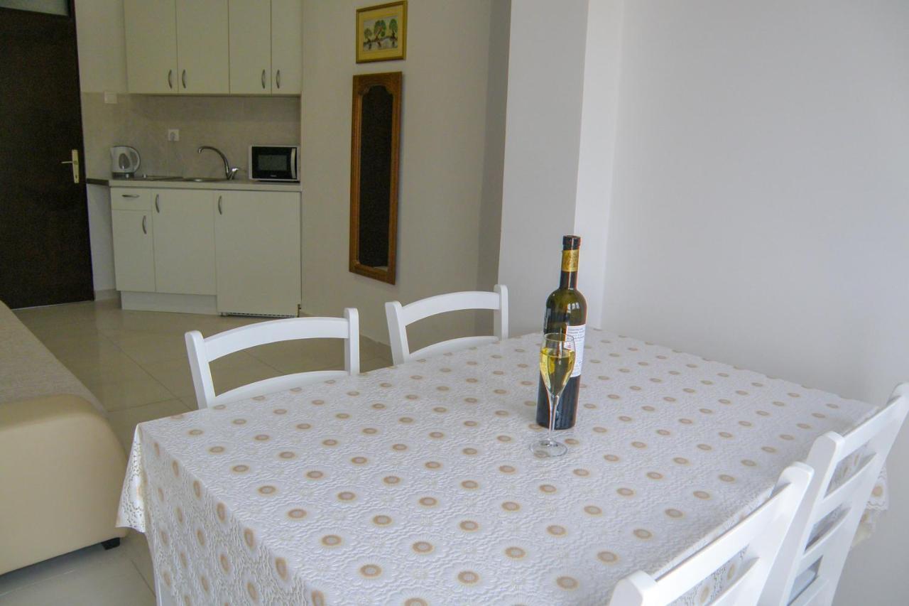Lada Apartmani Novalja Zewnętrze zdjęcie
