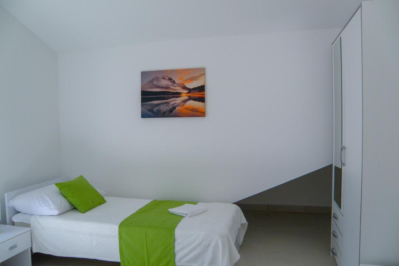Lada Apartmani Novalja Zewnętrze zdjęcie